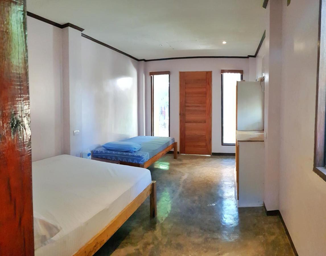 Higala Hostel Siargao General Luna  Εξωτερικό φωτογραφία