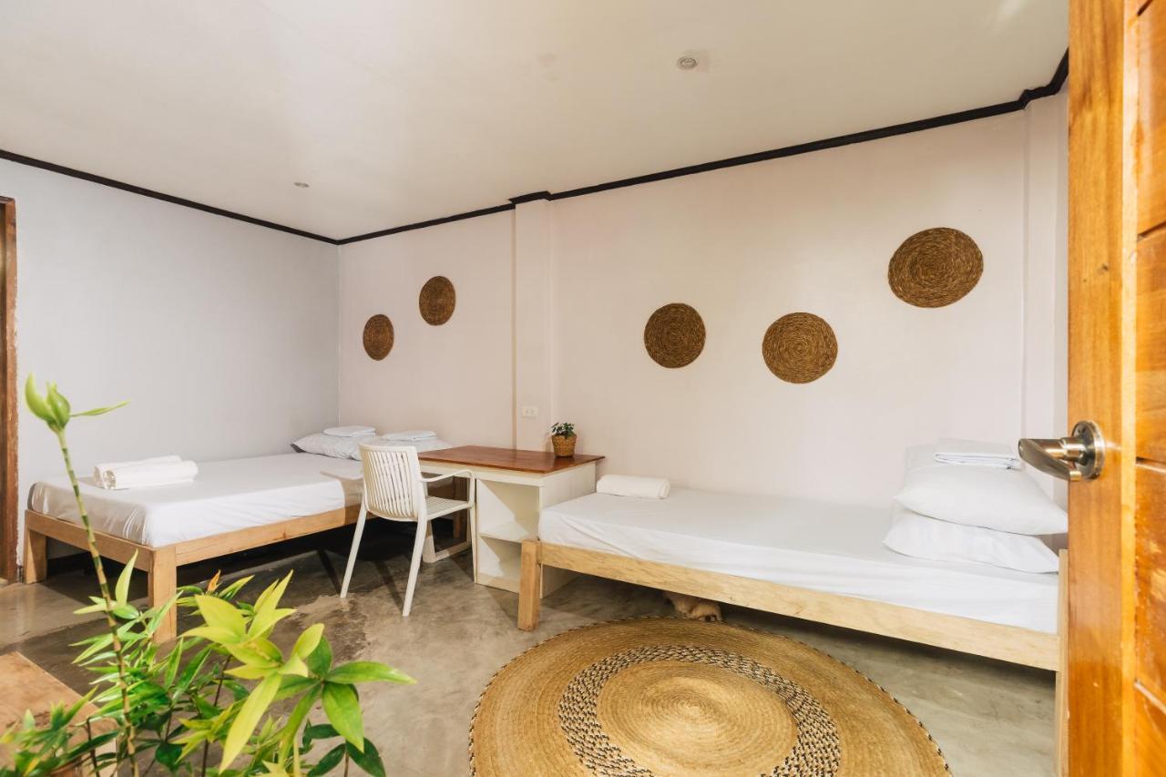 Higala Hostel Siargao General Luna  Εξωτερικό φωτογραφία