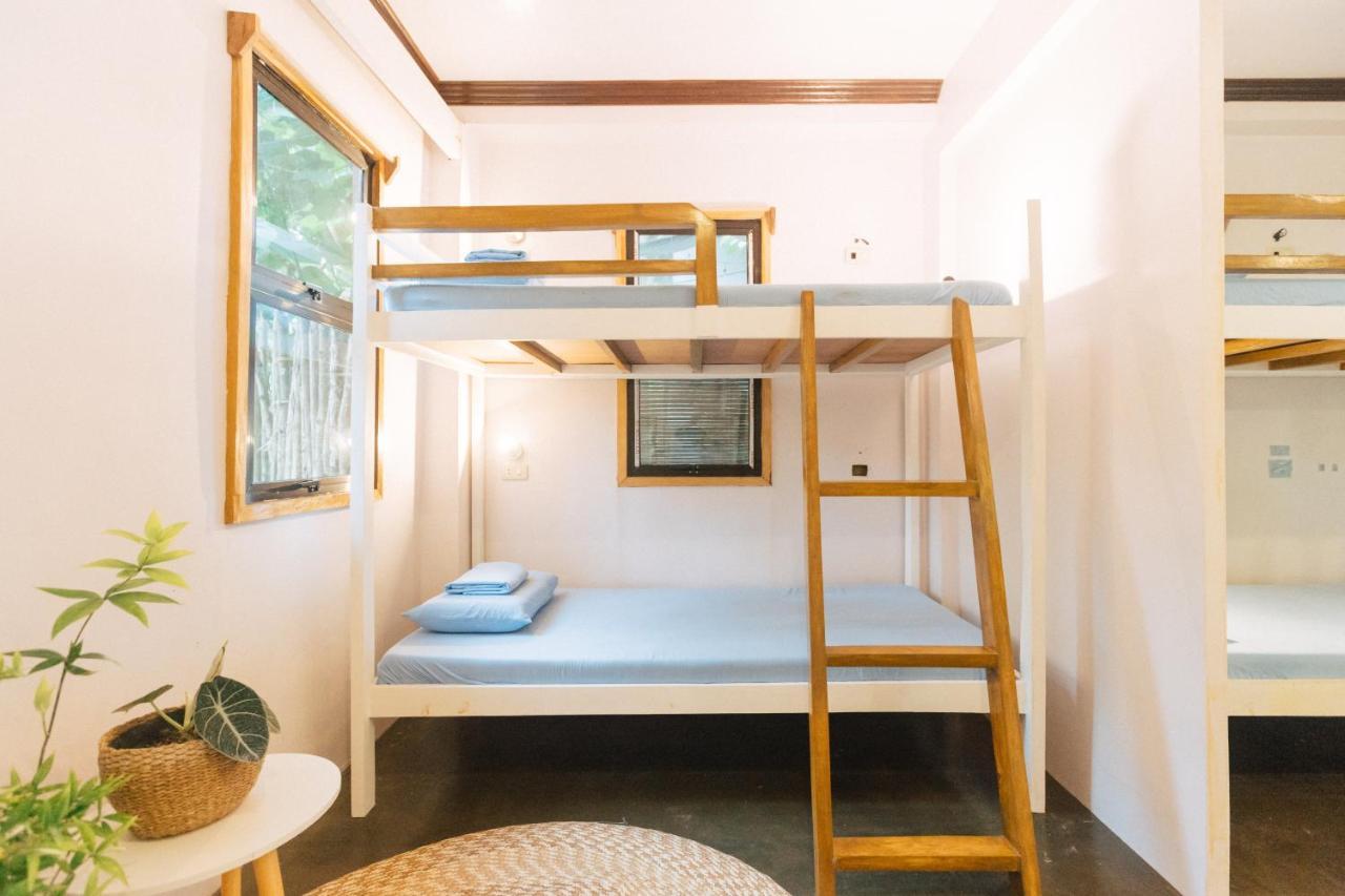 Higala Hostel Siargao General Luna  Εξωτερικό φωτογραφία